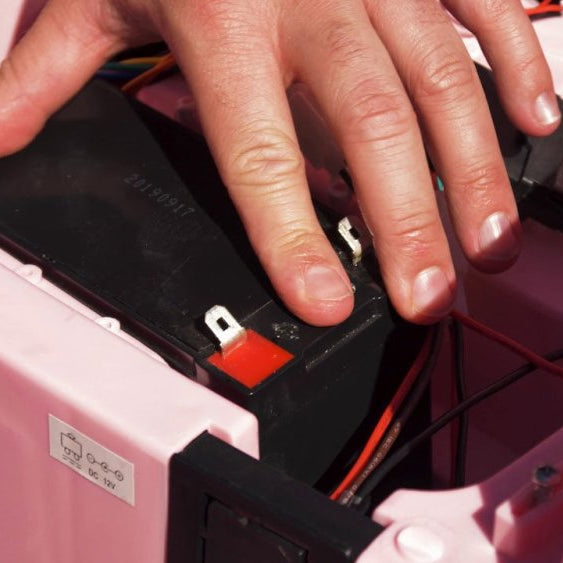 Welke accu/batterij moet ik voor mijn elektrische kinderauto kopen? - Trapautodealer
